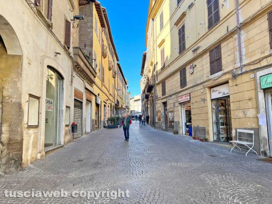 Viterbo - Via Roma