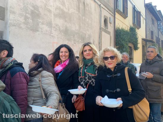 Viterbo - Le consigliere Sanna, Troncarelli e Delle Monache alla colazione di Pasqua a Pianoscarano