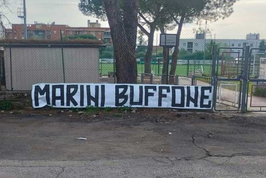 Sport - Calcio - Viterbese - Lo striscione contro Marini