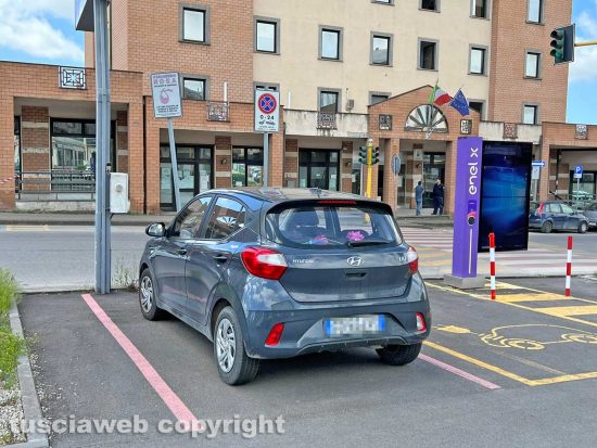 Viterbo - Il parcheggio rosa di via Garbini