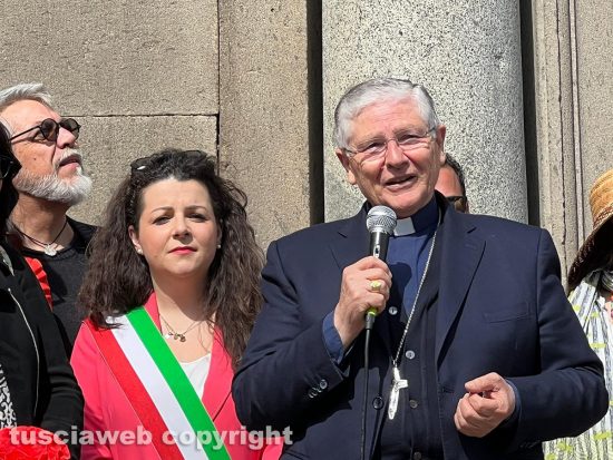 Viterbo - La sindaca Chiara Frontini e il vescovo Orazio Francesco Piazza all'inaugurazione di "Viterbo in festa"