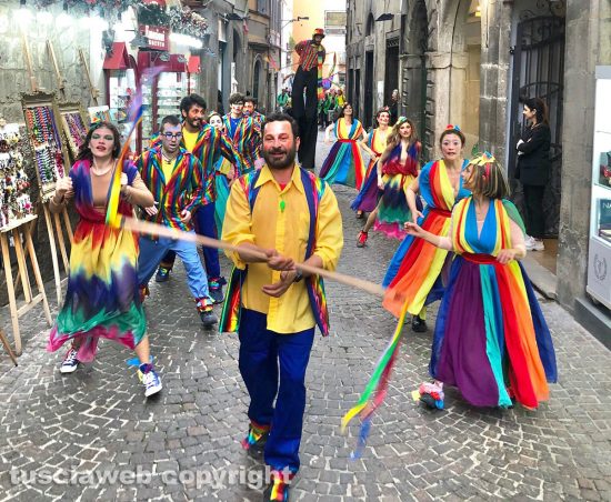Viterbo in festa nella giornata di domenica 30 aprile