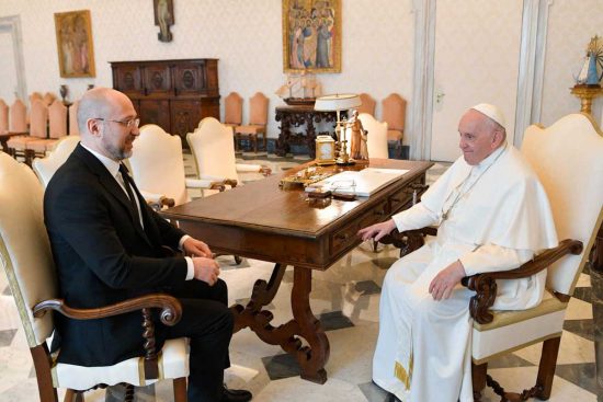 Denys Shmyhal e papa Francesco