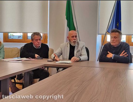 Civitavecchia - In foto il sindaco Tedesco, l'assessore Vitali (a destra) e il consigliere comunale Marino (a sinistra)