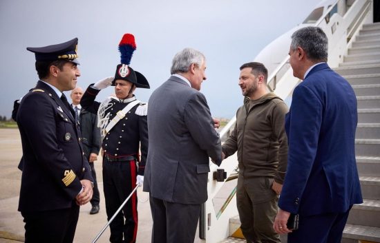 Zelensky a Roma con Tajani