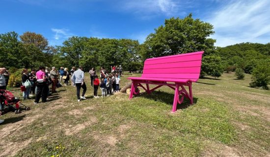 Tolfa - Inaugurata la panchina gigante