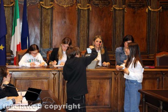 Viterbo - Primo consiglio comunale dei giovani - Lo scrutinio