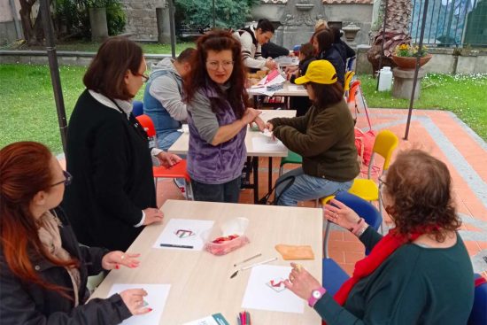 "Artigiano per un giorno", tornano i laboratori a "Forme e colori"