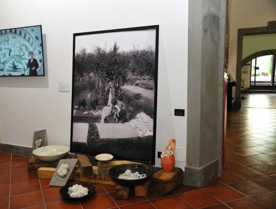 La mostra Forme e colori - Un'installazione
