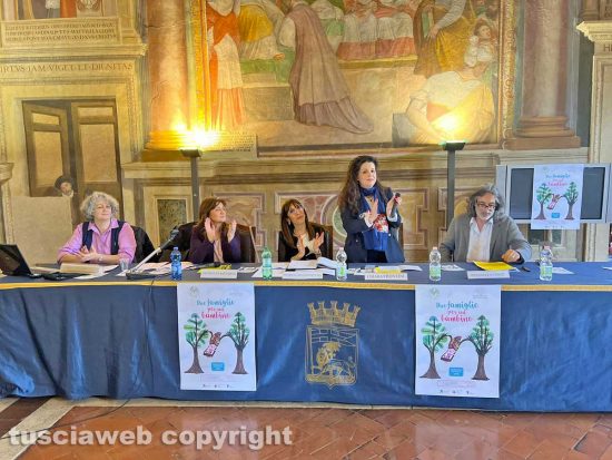Viterbo - Presentazione servizio di affido familiare