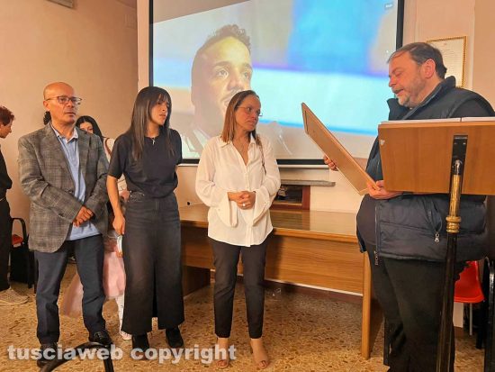 Sutri - La famiglia di Omar Neffati, il padre Aoun, la madre Najoua e la sorella Nermin