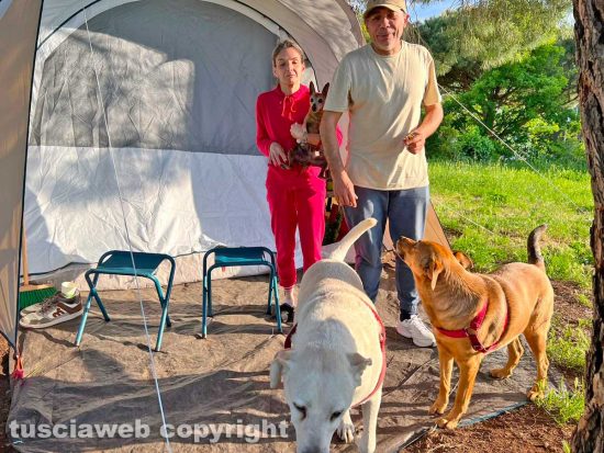 Viterbo - Elvira Bosello e Andrea Nelli con i loro cani