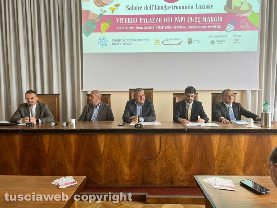 Viterbo - La presentazione di Assaggi