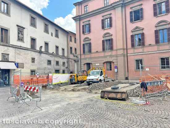 Viterbo - I lavori in piazza del Plebiscito