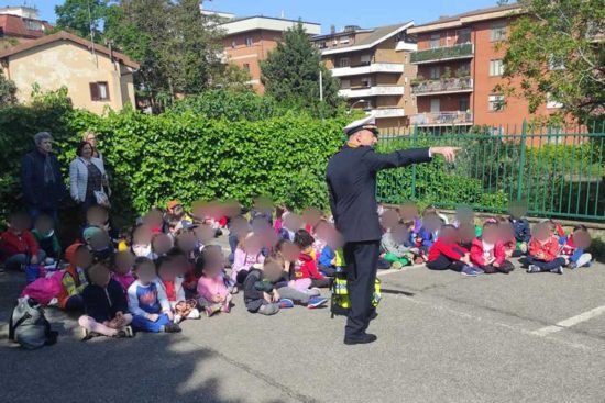 Viterbo - I bambini del Murialdo fanno visita al comando di polizia locale