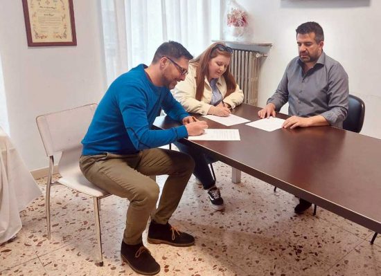 Vallerano - Comune - Il sindaco Gregori con gli assessori Pizzi e Poleggi