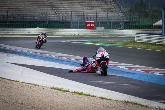 Sport - Motori - La caduta di Cristian Redaelli