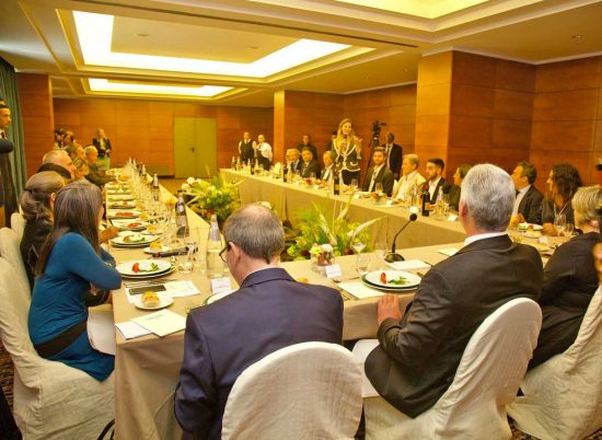 Il presidente cubano Miguel Díaz-Canel Bermúdez incontra una delegazione di imprenditori italiani