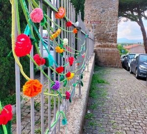 Monterosi - Festa del lavoro a maglia