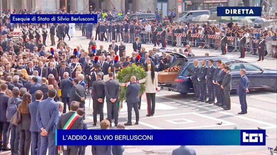 Milano - Il feretro di Silvio Berlusconi