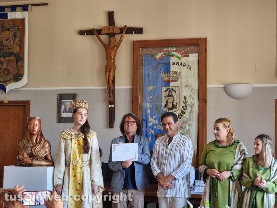 Marta - La presentazione della scultura della regina Amalasunta