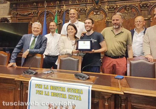 Viterbo - La Stella azzurra al comune