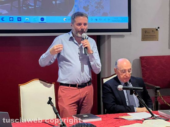 Emanuele Aronne