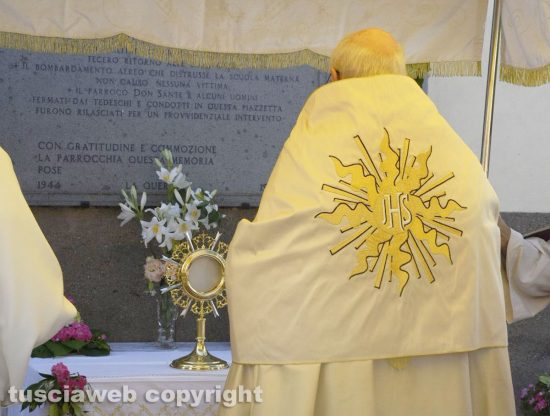 Viterbo - Processione del Corpus domini alla Quercia 