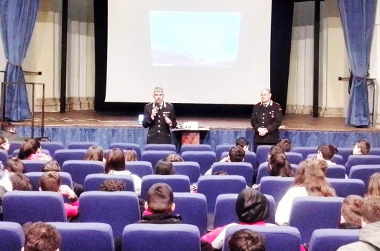 Cittaducale - I carabinieri incontrano gli studenti per parlare di bullismo e cyberbullismo