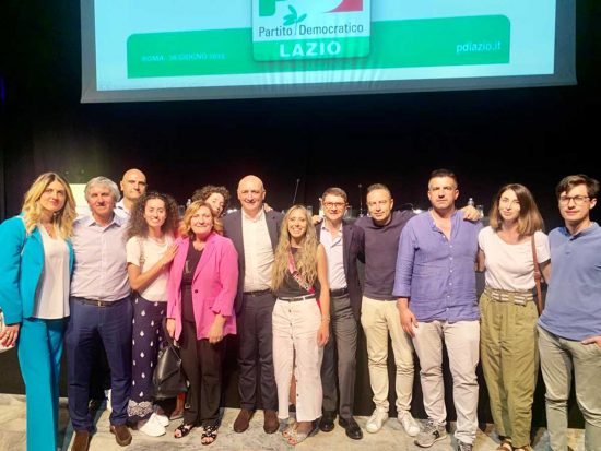 Pd - Assemblea regionale - Leodori con i rappresentanti della Tuscia