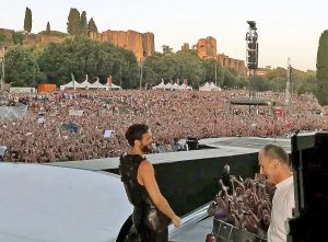 Roma - Fuochi d'artificio e divertimento al Circo Massimo con Marco Mengoni