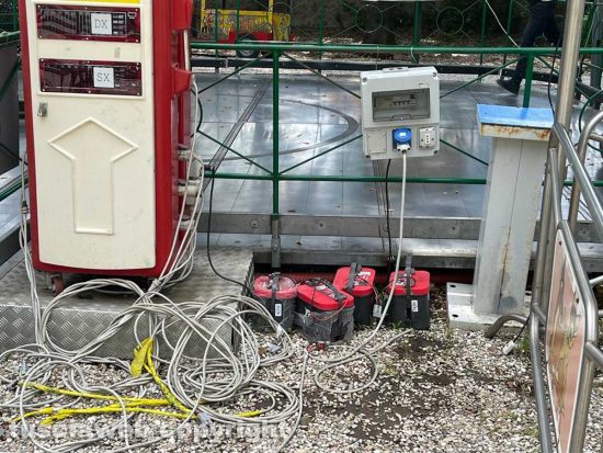 Pratogiardino Lucio Battisti - UN impianto elettrico per una giostra per bambini
