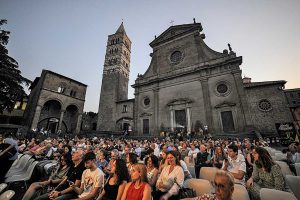 Viterbo - Piazza San Lorenzo in occasione del Tuscia film fest