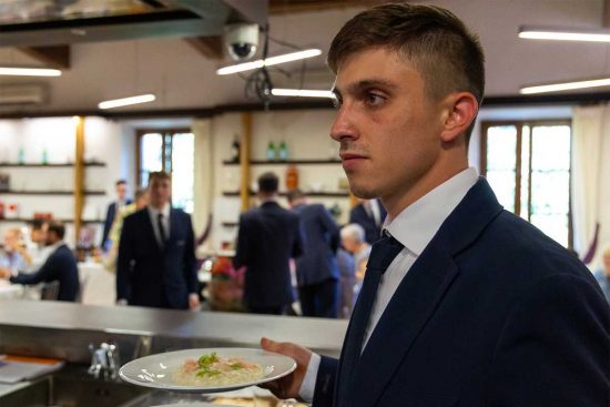 Castiglione in Teverina - La festa per i 24 diplomati di Intrecci