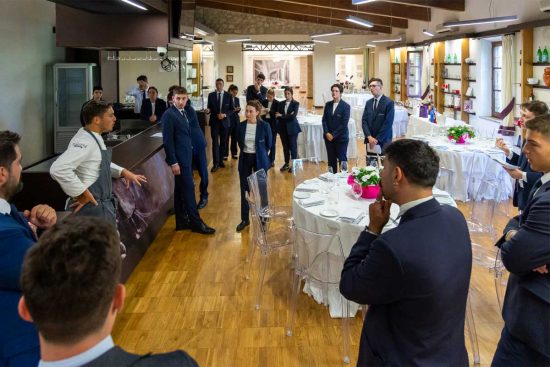 Castiglione in Teverina - La festa per i 24 diplomati di Intrecci
