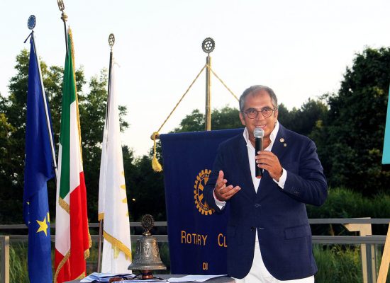 Viterbo - Brindisi d’estate per il Rotary club - presentati gli obiettivi e gli appuntamenti per il 2023-24
