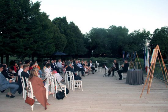 Viterbo - Brindisi d’estate per il Rotary club - presentati gli obiettivi e gli appuntamenti per il 2023-24