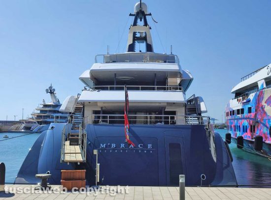 Civitavecchia - Lo yacht di Michael Jordan