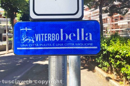 Il cartello “Viterbo bella"