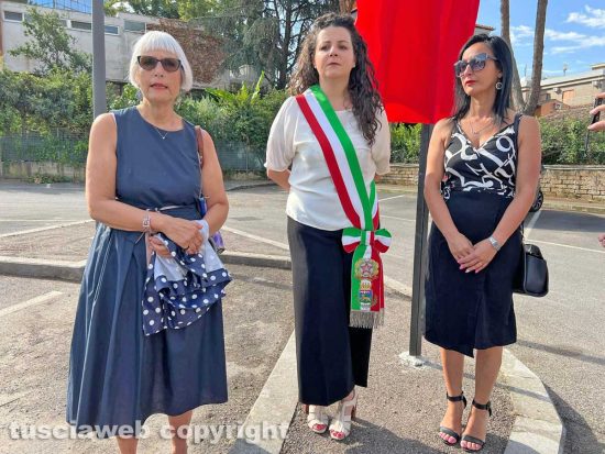 Viterbo - Inaugurazione targa Luigi Battaglia