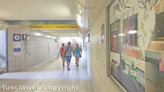 Il sottopasso della stazione ferroviaria di Civitavecchia