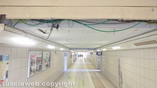 Il sottopasso della stazione ferroviaria di Civitavecchia