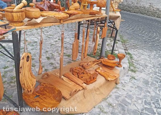 Montefiascone - Festa di San Bartolomeo - La fiera dei canestri 