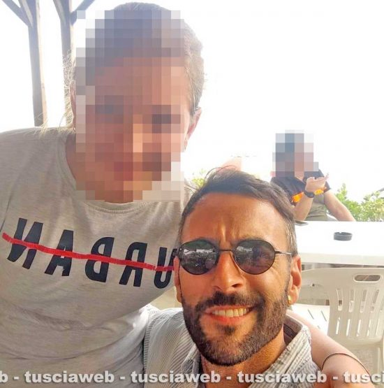 Ronciglione - Marco Mengoni al lago di Vico con alcuni piccoli fan