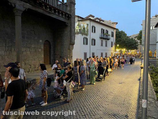 La cena con i facchini di Santa Rosa