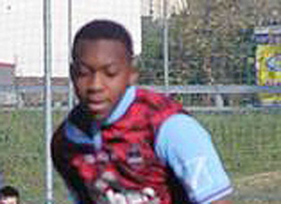 Chris Obeng Abom