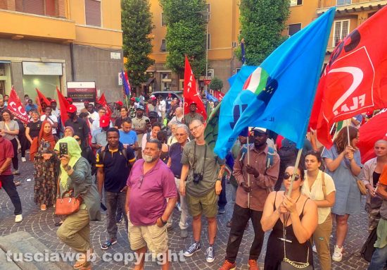 Viterbo - La manifestazione in ricordo di Naceur Messaoudi