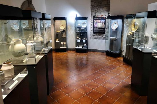 Viterbo - Al Museo della Ceramica della Tuscia in mostra le “Figurazioni di Santa Rosa dal patrimonio della Biblioteca Consorziale di Viterbo”
