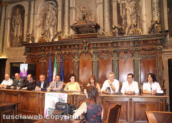 Viterbo - Campagna contro le truffe agli anziani