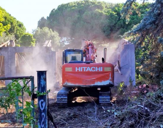 Tarquinia - Operazioni di demolizione a San Giorgio